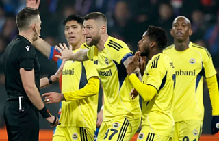 Fenerbahçe, Hakem Allard Lindhout’u UEFA’ya Şikayet...