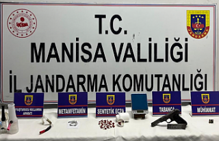 Hassas Terazili ve Silahlı Şüpheli Jandarma Operasyonuyla...