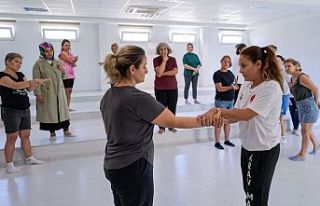 İzmir Büyükşehir’den Kadınlara Güçlü Destek:...