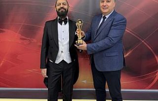 Dünyaca Ünlü Yazar Akif Manaf’a “Cine1 Barış...