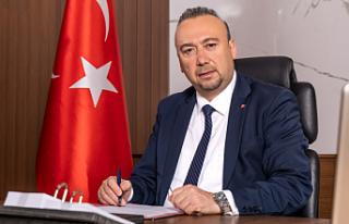 Uşak Belediye Başkanı Özkan Yalım Dahil 9 Kişi...