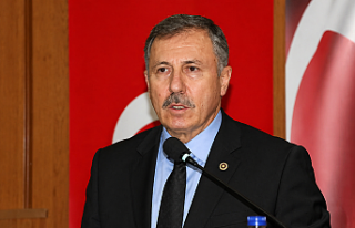 EMEKLİ İKRAMİYESİNE “ASGARİ ÜCRET” AYARI...