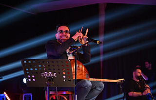 Manisa’da Türkü Dolu Gece: İsmail Altunsaray’dan...