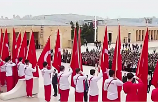 Anıtkabir’de 19 Mayıs töreni... Gençler Anıtkabir'de