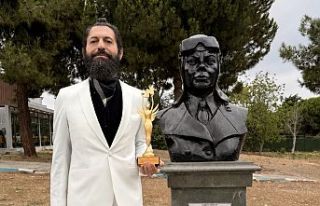 Akif Manaf Sağlık ve Barış Ödülü Sabiha Gökçen’e...