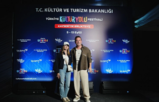 Oğuzhan Koç hayranlarıyla buluştu