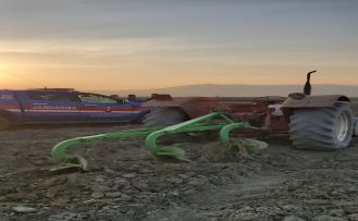 DSİ ve Milli Emlak arazilerini kendi tarlası gibi kullanıyordu