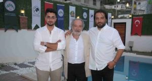 İkinci film geliyor !  Burak Bozdağ 'dan film müjdesi !