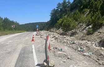 Demirci-Simav Karayolunda Tehlike Tarihe Karışıyor! İstinat Duvarları Yenileniyor