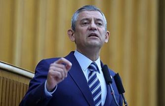 Özgür Özel’den İktidara Sert Mesaj: “Sırça Köşkte Oturan Başkasına Taş Atmasın”