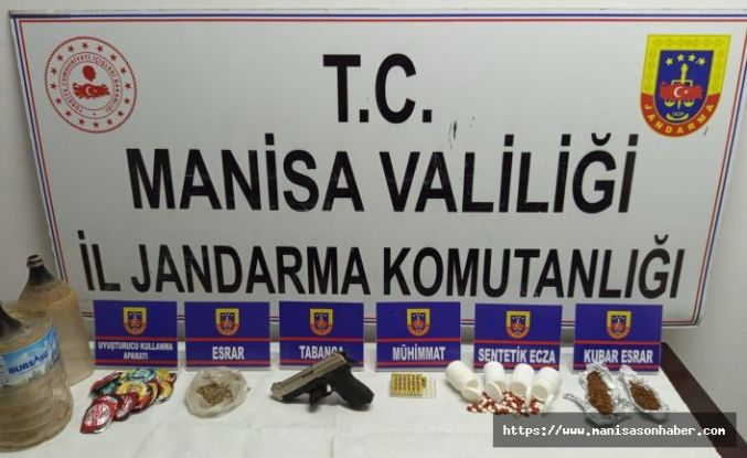 İki Ayrı Adrese Baskın! Uyuşturucu, Tohum ve Tabanca Ele Geçirildi