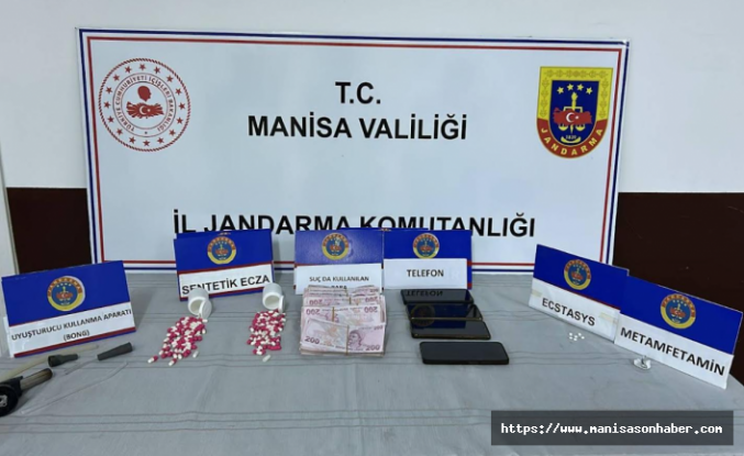 Akhisar Otoyolunda Uyuşturucu Operasyonu: 3 Şüpheli Gözaltında