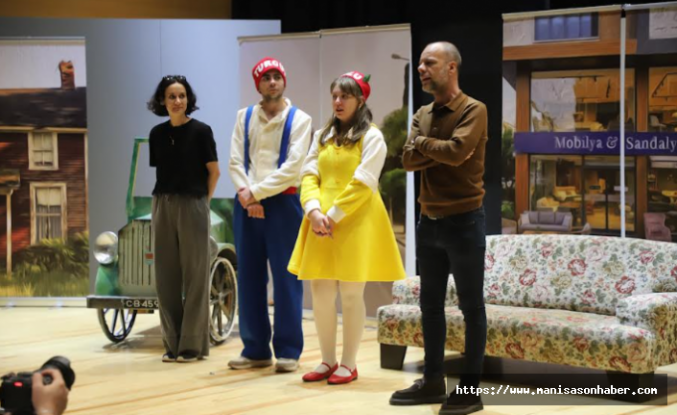 Turgutlu’nun Kent Elçileri “Turgut ve Lulu” İlk Kez Sahneye Çıktı