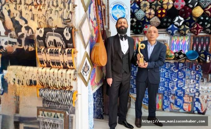 Akif Manaf “Birlik ve Barış Ödülü” ile Onurlandırıldı