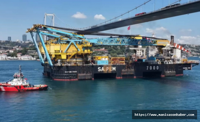 Saipem 7000 Boğazlar'dan güvenle geçti
